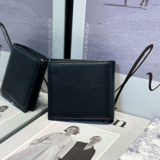 DIOR 2024SS Bi-fold wallet that looks more attractive this year DIOR 2024SS Bi-fold wallet that looks more attractive this year