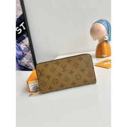 LOUIS VUITTON 2024SS Modern Style Long Wallet