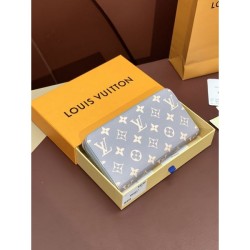 LOUIS VUITTON Louis Vuitton 2024FW Long wallet that is useful regardless of the season