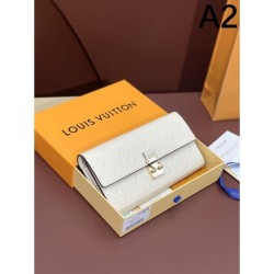 LOUIS VUITTON 2024FW Long wallet with a strong sense of neatness
