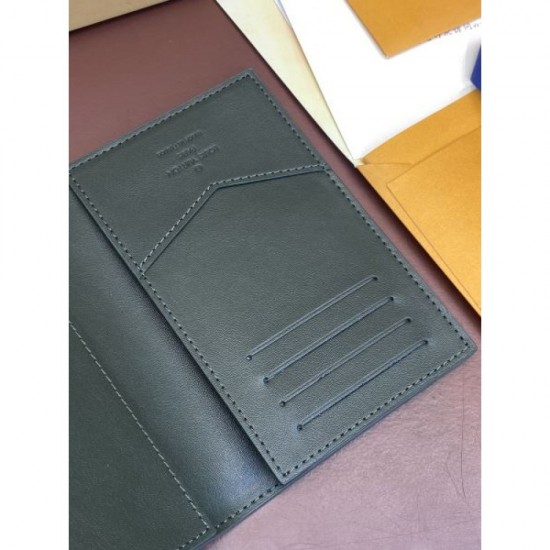 LOUIS VUITTON 2024FW Very popular card case before sold out LOUIS VUITTON 2024FW Very popular card case before sold out