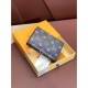 LOUIS VUITTON 2024FW Magazine Published in Japan Card Case LOUIS VUITTON 2024FW Magazine Published in Japan Card Case