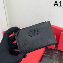 VALENTINO 2024SS Trend Products Card Case