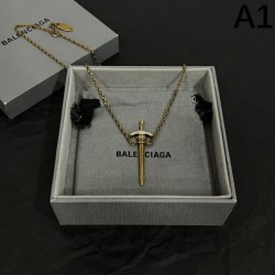 2024SS necklace BALENCIAGA continues to attract attention in spring and summer