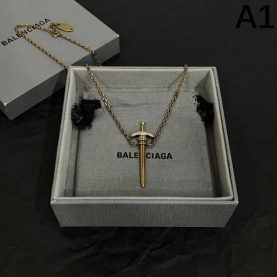 2024SS necklace BALENCIAGA continues to attract attention in spring and summer 2024SS necklace BALENCIAGA continues to attract attention in spring and summer