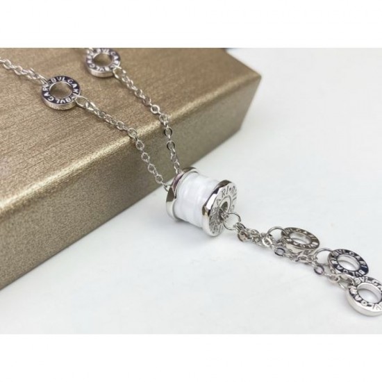 2024SS BVLGARI Necklace Perfect for summer outings 2024SS BVLGARI Necklace Perfect for summer outings