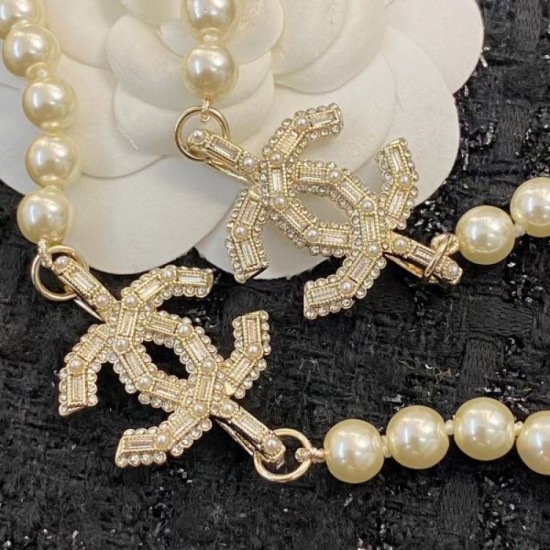 New Spring/Summer 2024SS Necklace CHANEL that boasts tremendous support New Spring/Summer 2024SS Necklace CHANEL that boasts tremendous support