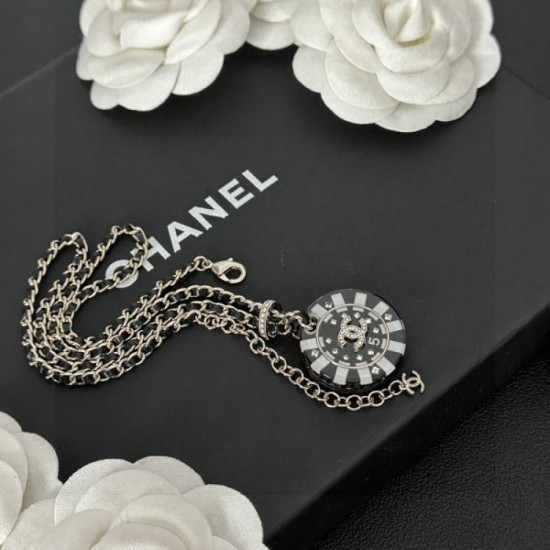 Classic Street Style 2024SS Necklace CHANEL Classic Street Style 2024SS Necklace CHANEL