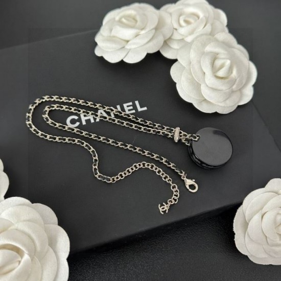 Classic Street Style 2024SS Necklace CHANEL Classic Street Style 2024SS Necklace CHANEL