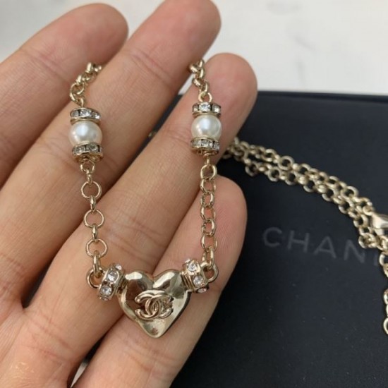 Growing in popularity! Stylish new 2024SS necklace CHANEL Growing in popularity! Stylish new 2024SS necklace CHANEL