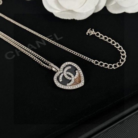 2024SS CHANEL Chanel necklace recommended for tops this season 2024SS CHANEL Chanel necklace recommended for tops this season