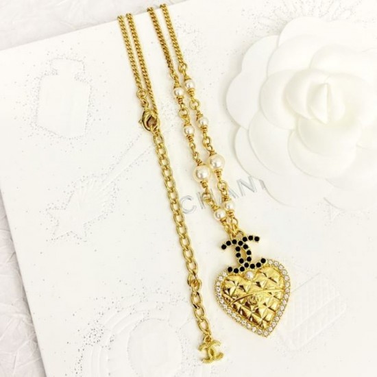 CHANEL This summer's new item 2024SS necklace that attracts attention CHANEL This summer's new item 2024SS necklace that attracts attention