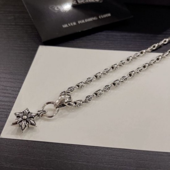 Spring New Items Attention 2024SS Necklace CHROME HEARTS Spring New Items Attention 2024SS Necklace CHROME HEARTS