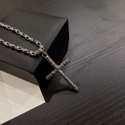 Easy to wear color 2024SS necklace CHROME HEARTS