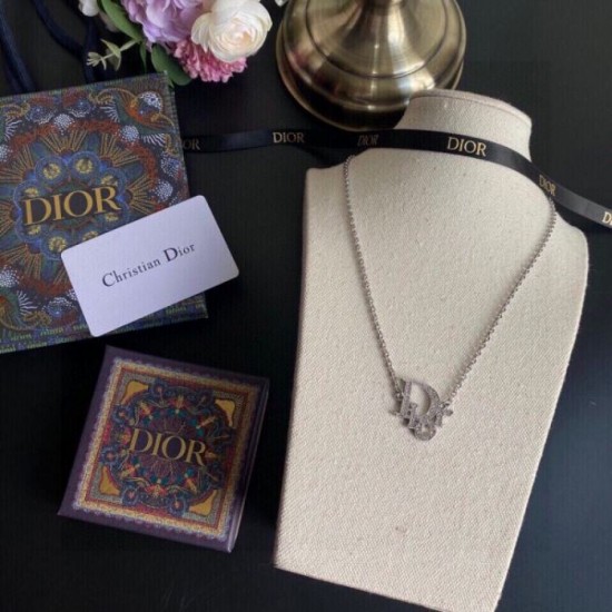 Minimum 1 week Not released in Japan 2024SS Necklace DIOR Dior Minimum 1 week Not released in Japan 2024SS Necklace DIOR Dior