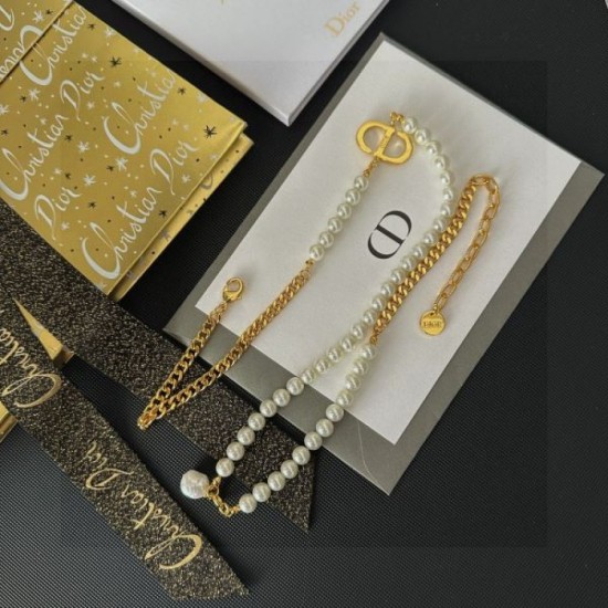 Spring/summer arrival very popular model 2024SS necklace DIOR Dior Spring/summer arrival very popular model 2024SS necklace DIOR Dior