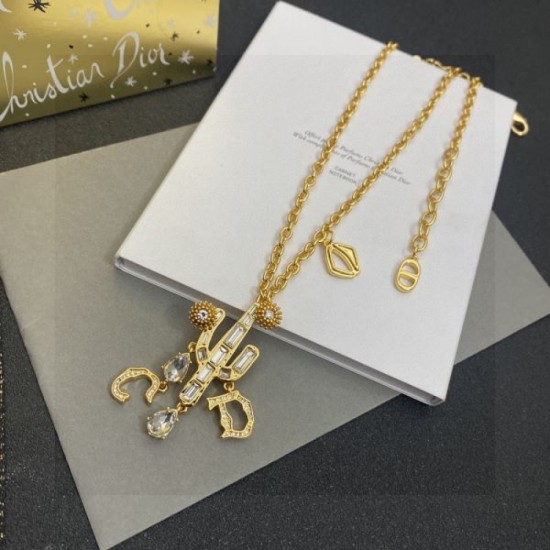 Popular spring/summer limited edition 2024SS necklace DIOR Popular spring/summer limited edition 2024SS necklace DIOR