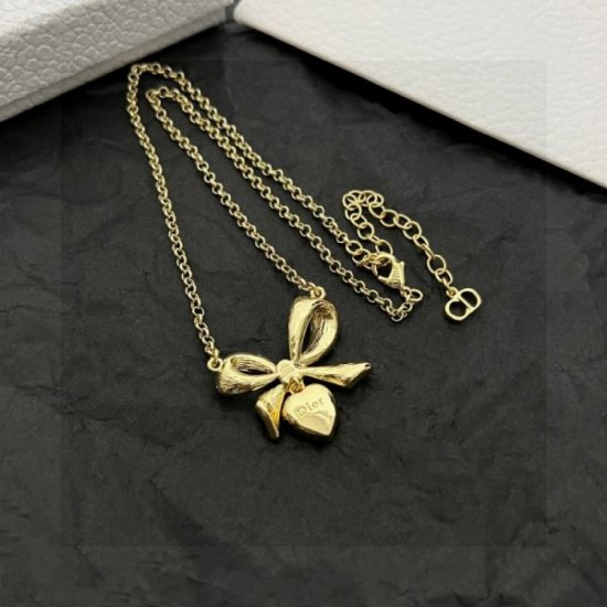 2024SS Necklace DIOR with a casual atmosphere 2024SS Necklace DIOR with a casual atmosphere