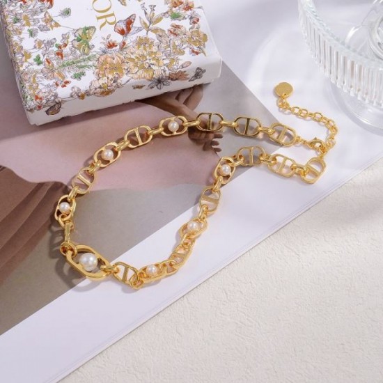Popular item featured in magazines 2024SS Necklace DIOR Popular item featured in magazines 2024SS Necklace DIOR