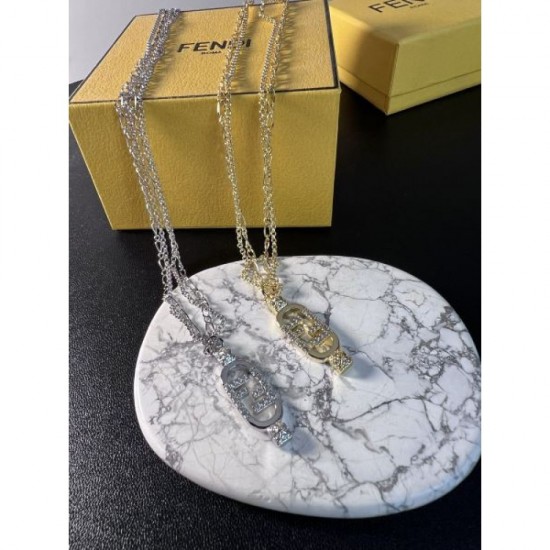 Eye-catching style this summer 2024SS necklace FENDI Eye-catching style this summer 2024SS necklace FENDI