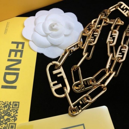 Fans flock to the new summer item 2024SS Necklace FENDI Fans flock to the new summer item 2024SS Necklace FENDI