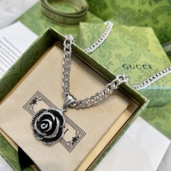 This is the one for this spring 2024SS Necklace GUCCI Gucci