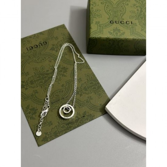 Simple 2024SS necklace GUCCI Gucci that can be worn with many different outfits Simple 2024SS necklace GUCCI Gucci that can be worn with many different outfits