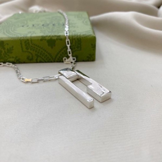 New Summer 2024SS Necklace GUCCI Gucci that transcends borders and times New Summer 2024SS Necklace GUCCI Gucci that transcends borders and times