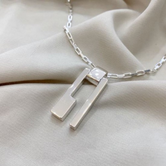 New Summer 2024SS Necklace GUCCI Gucci that transcends borders and times New Summer 2024SS Necklace GUCCI Gucci that transcends borders and times