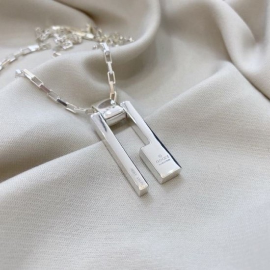 New Summer 2024SS Necklace GUCCI Gucci that transcends borders and times New Summer 2024SS Necklace GUCCI Gucci that transcends borders and times