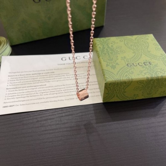 Difficult to obtain item sold out in Japan 2024SS Necklace GUCCI Gucci Difficult to obtain item sold out in Japan 2024SS Necklace GUCCI Gucci