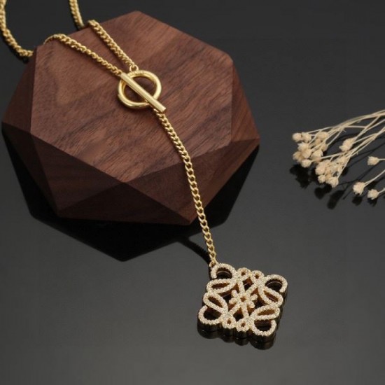 2024SS LOEWE Necklace Perfect for summer outings 2024SS LOEWE Necklace Perfect for summer outings