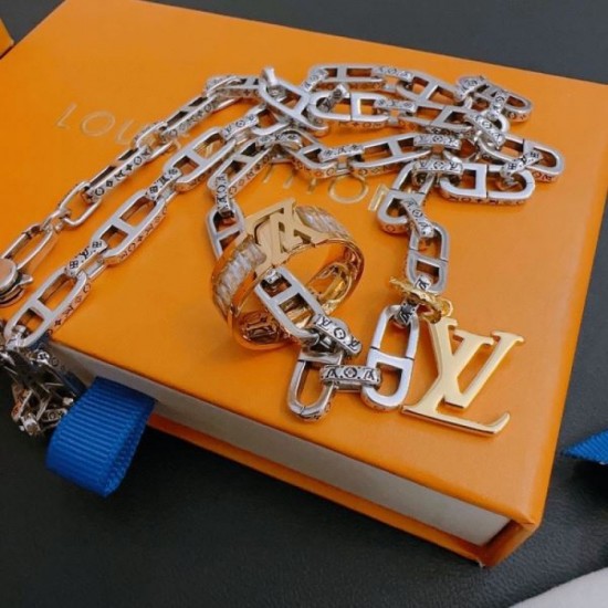 Not in stock in Japan 2024SS Necklace LOUIS VUITTON Louis Vuitton Not in stock in Japan 2024SS Necklace LOUIS VUITTON Louis Vuitton