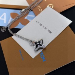 New this season 2024SS necklace LOUIS VUITTON Louis Vuitton