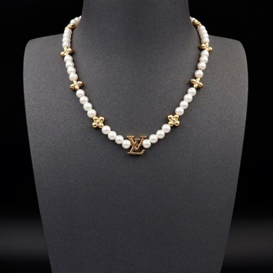 LOUIS VUITTON This year's summer favorite 2024SS necklace LOUIS VUITTON This year's summer favorite 2024SS necklace