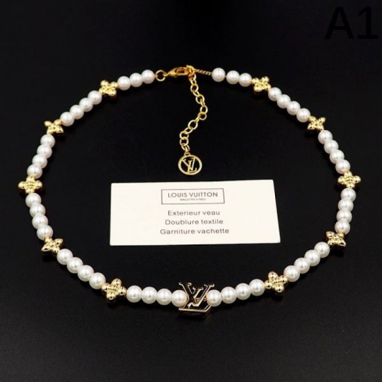 LOUIS VUITTON This year's summer favorite 2024SS necklace LOUIS VUITTON This year's summer favorite 2024SS necklace
