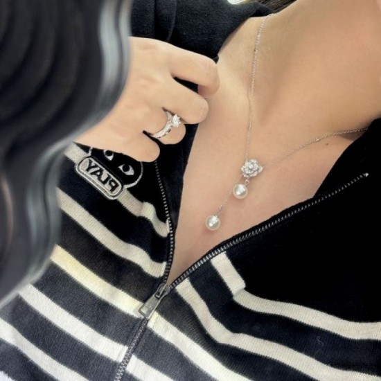 This year's attractive 2024SS necklace PIAGET This year's attractive 2024SS necklace PIAGET