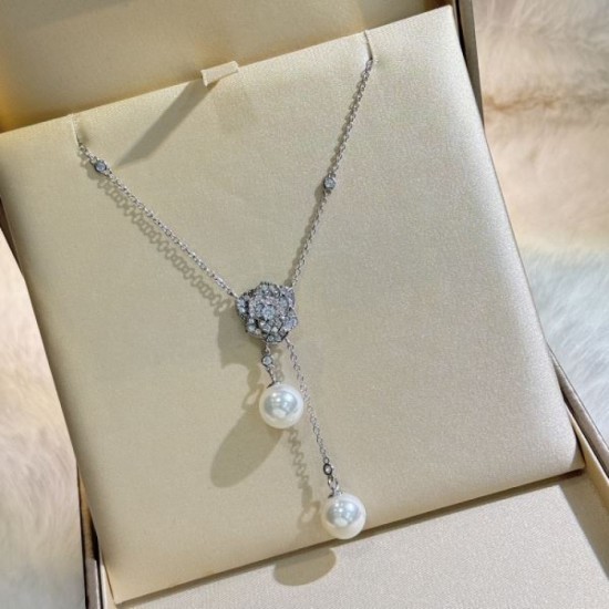 This year's attractive 2024SS necklace PIAGET This year's attractive 2024SS necklace PIAGET