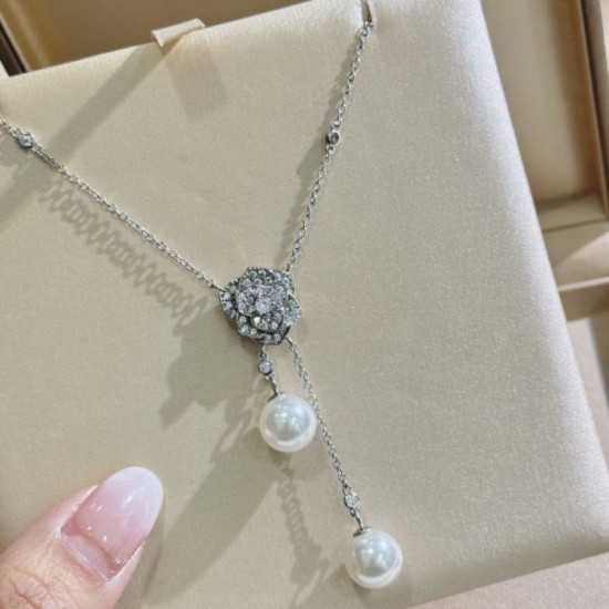 This year's attractive 2024SS necklace PIAGET This year's attractive 2024SS necklace PIAGET