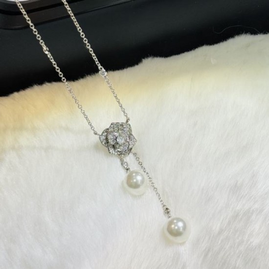 This year's attractive 2024SS necklace PIAGET This year's attractive 2024SS necklace PIAGET