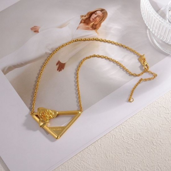 2024SS PRADA Prada Necklace Gives the impression of a fashionable expert 2024SS PRADA Prada Necklace Gives the impression of a fashionable expert
