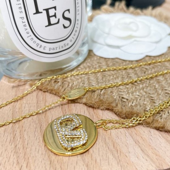 Explosively popular 2024SS necklace VALENTINO Explosively popular 2024SS necklace VALENTINO