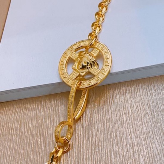 Now gaining attention 2024SS Necklace VERSACE Now gaining attention 2024SS Necklace VERSACE