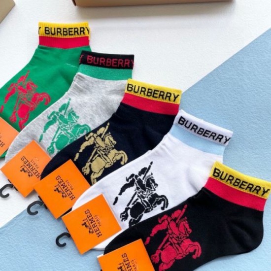 2024SS socks BURBERRY Burberry celebrity favorite brand 2024SS socks BURBERRY Burberry celebrity favorite brand