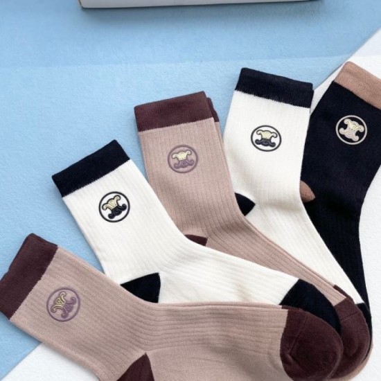 2024SS Socks CELINE CELINE Used by celebrities and celebrities 2024SS Socks CELINE CELINE Used by celebrities and celebrities