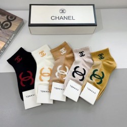 2024SS socks CHANEL Chanel Christmas gifts too