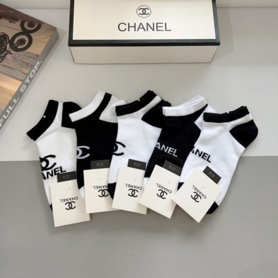 2024SS socks CHANEL Only one item available! VIP customer sale 2024SS socks CHANEL Only one item available! VIP customer sale