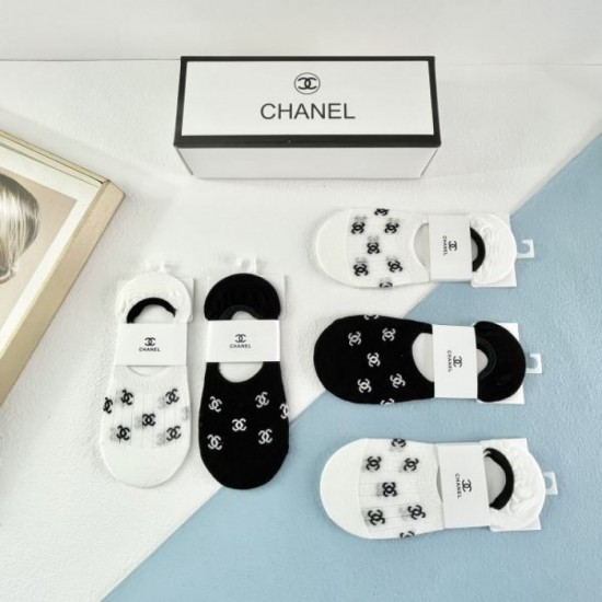 2024SS socks CHANEL Recommended item for daily use 2024SS socks CHANEL Recommended item for daily use
