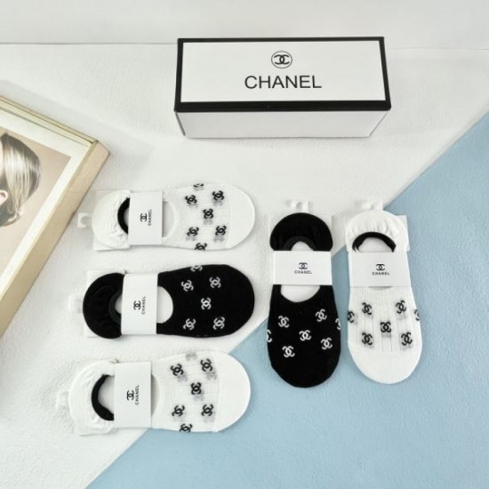 2024SS socks CHANEL Recommended item for daily use 2024SS socks CHANEL Recommended item for daily use