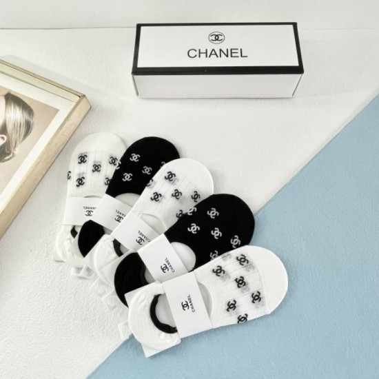 2024SS socks CHANEL Recommended item for daily use 2024SS socks CHANEL Recommended item for daily use